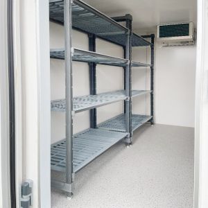 vt koelwagen voorraadrekken